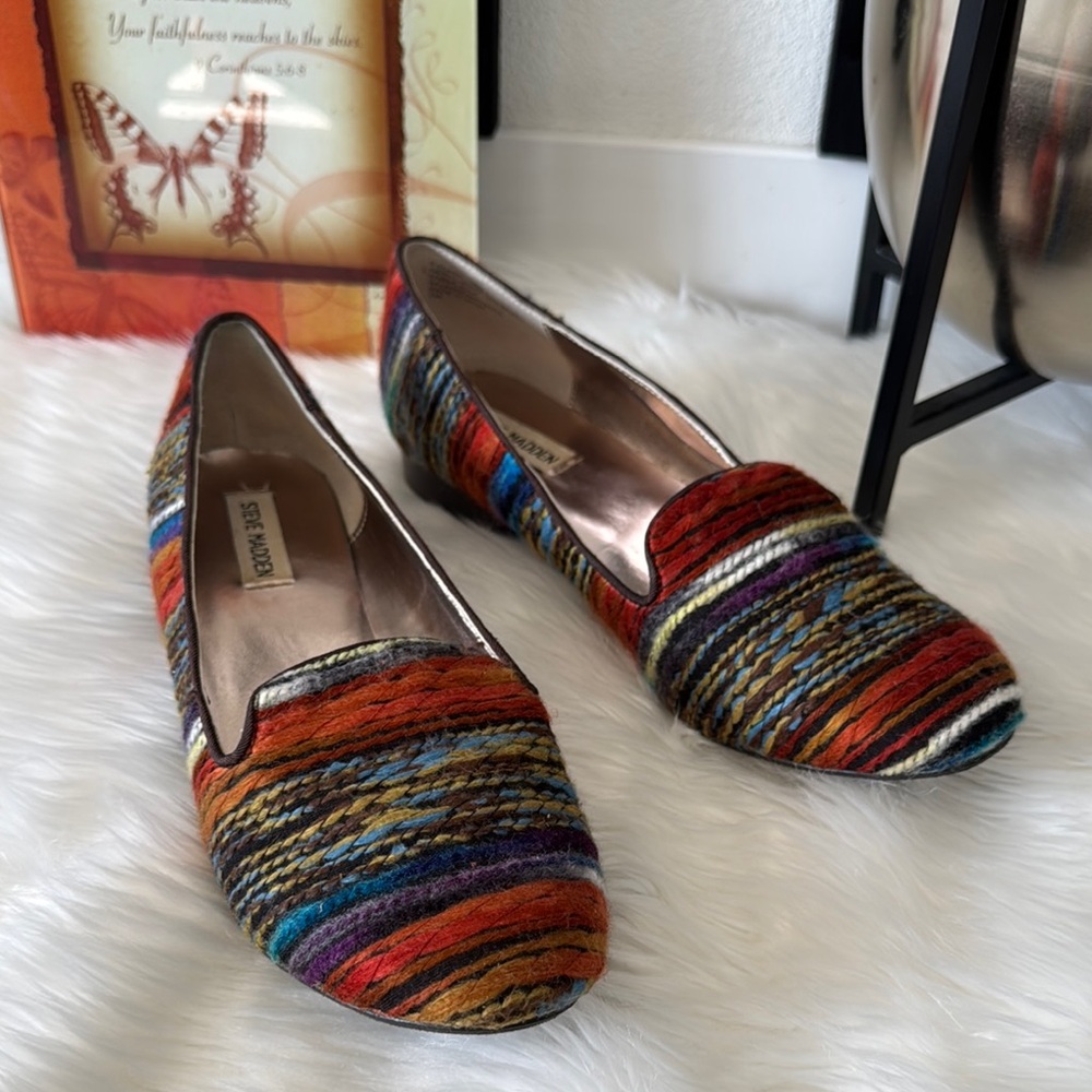 Vintage Steve Madden Red and Orange Flats with Ethnic Stripes
